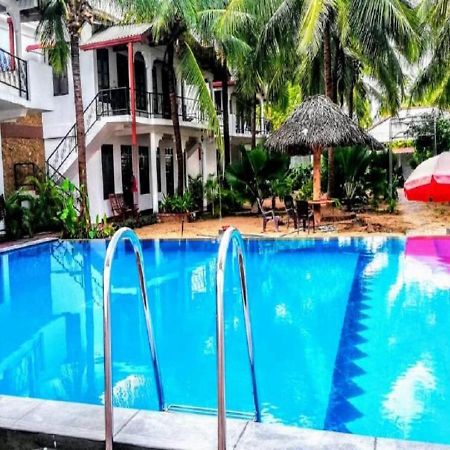 Crescent Sea Resort Nilaveli Esterno foto