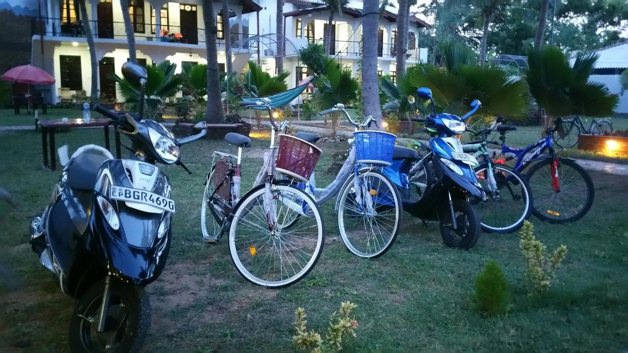 Crescent Sea Resort Nilaveli Esterno foto